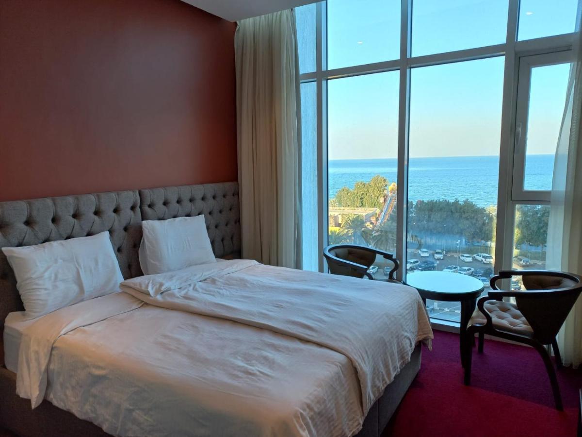 Gulf Blue Waves أمواج الخليج الزرقاء Hotel Kuwait City Exterior foto