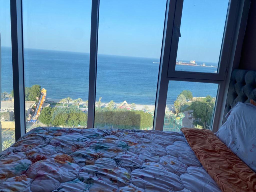 Gulf Blue Waves أمواج الخليج الزرقاء Hotel Kuwait City Exterior foto
